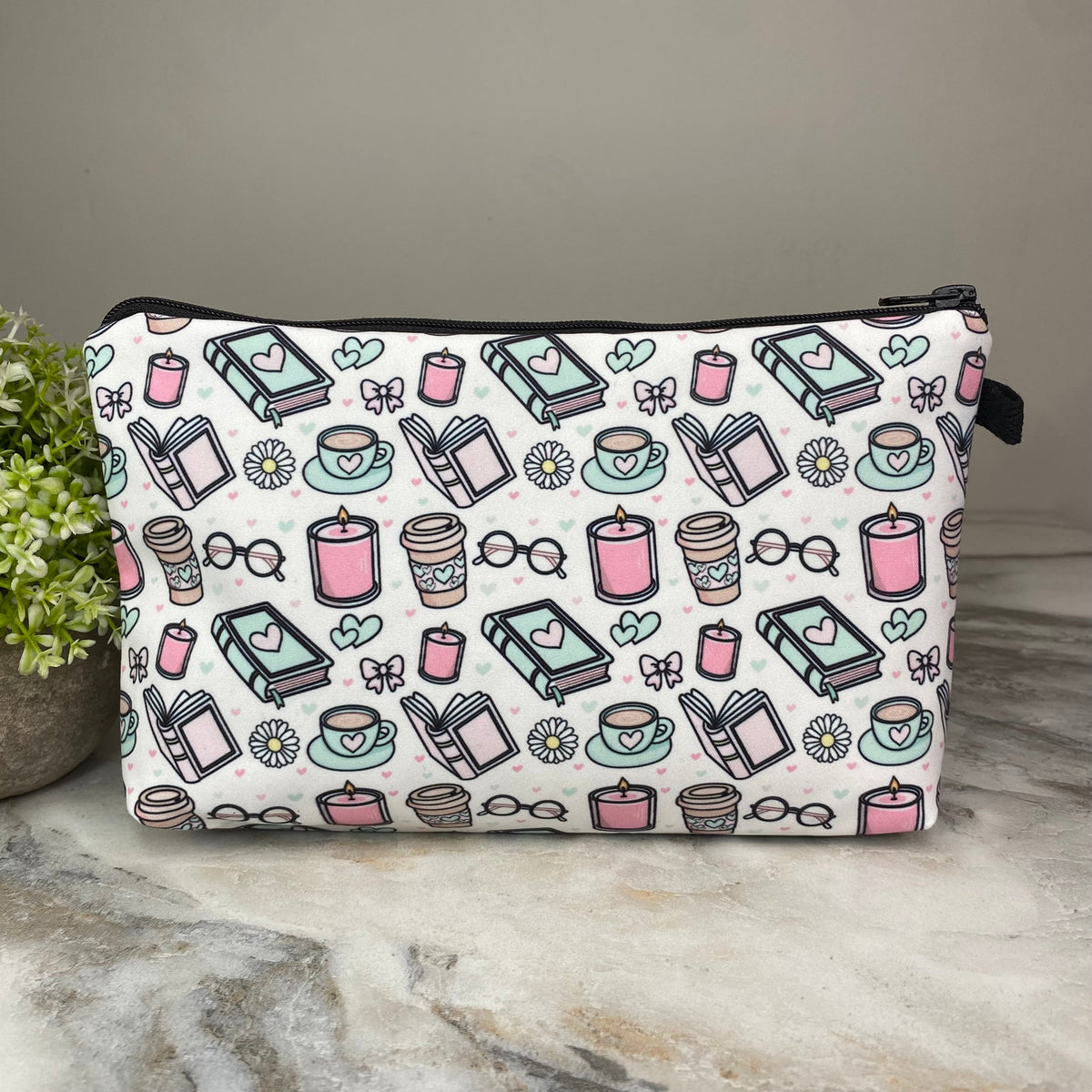 Pouch - Book Coffee Tea Daisy