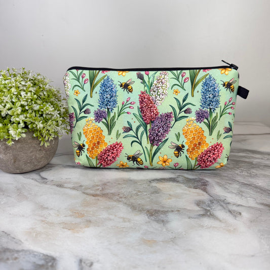 Pouch - Bees Hydrangea Floral Mint