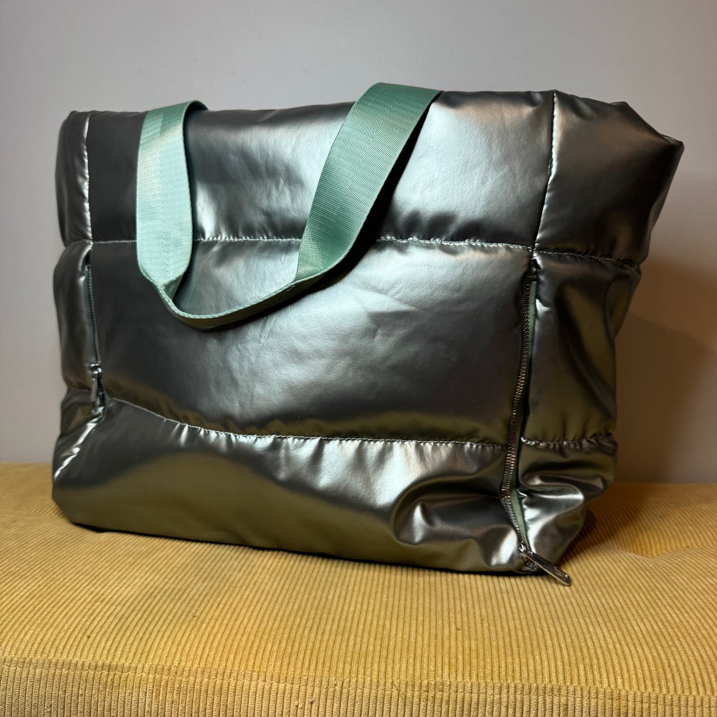 Abby - Puffer Tote - PREORDER